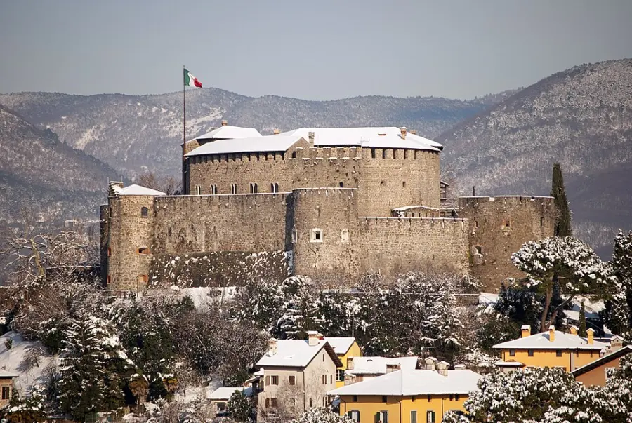 Gorizia, cinque itinerari gratis per scoprire Borgo Castello